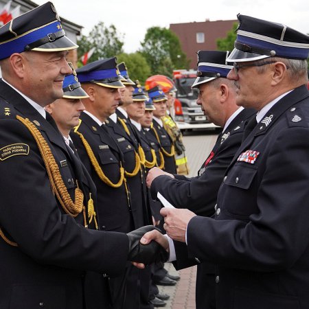 Dzień Strażaka w Ostrołęce. Awanse zawodowe i odznaczenia [ZDJĘCIA]