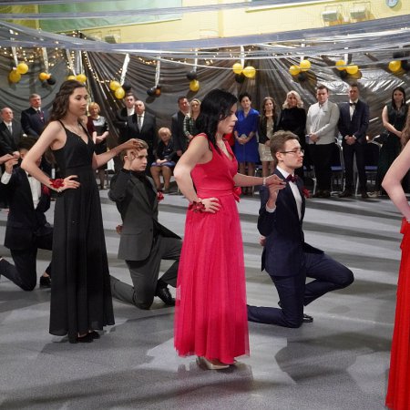 Studniówka 2023. Bal ZSP w Goworowie [WIDEO, ZDJĘCIA]