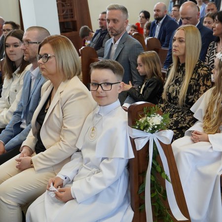 Uroczystość Pierwszej Komunii Świętej w parafii pw. św. Franciszka z Asyżu w Ostrołęce [ZDJĘCIA]