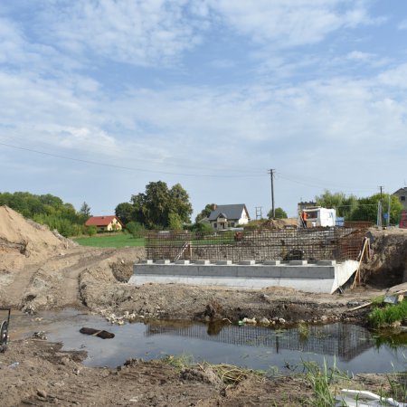 Trwa rozbudowa mostu na Orzu [ZDJĘCIA]