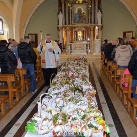 Święcenie pokarmów w Wielką Sobotę. W jakich godzinach?