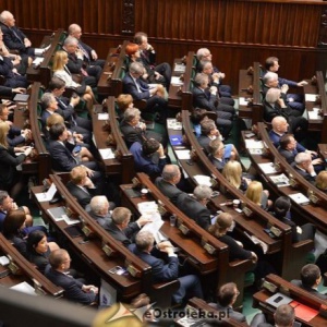 Zmiany w Sejmie i Senacie. Poseł Czartoryski nie będzie już szefem komisji