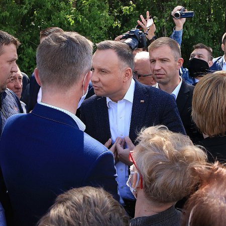 Zakład z prezydentem Dudą o „honor Polaka”. Kulisy spotkania w gminie Czerwin [WIDEO, ZDJĘCIA]