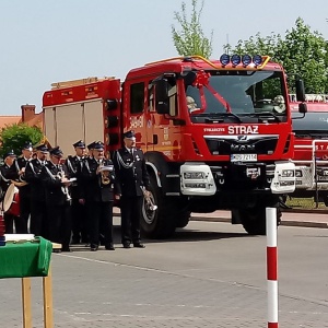 Strażacy ochotnicy z Troszyna dostali nowy wóz ratowniczo-gaśniczy [ZDJĘCIA]