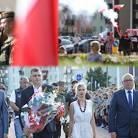 "Godzina W" w Ostrołęce. Uczciliśmy pamięć Powstańców Warszawskich [ZDJĘCIA]