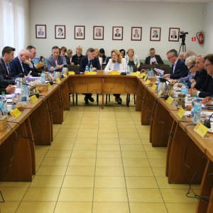 Trwa XII sesja Rady Miasta [ZDJĘCIA, TRANSMISJA NA ŻYWO]