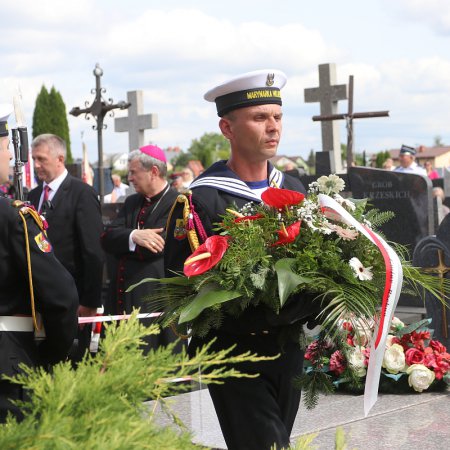 W Rzekuniu oddali hołd marynarzom i ułanom [ZDJĘCIA]