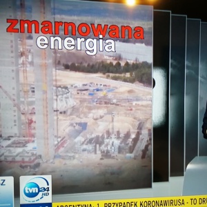 "Czarno na Białym" TVN 24 o budowie elektrowni Ostrołęka C: Zmarnowana energia [WIDEO]