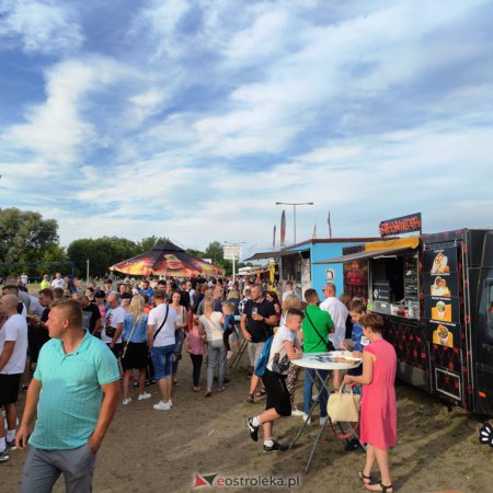Food Trucki ponownie na plaży miejskiej w Ostrołęce. Druga edycja festiwalu