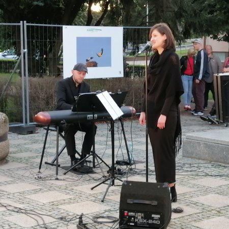 Art Czwartek – Justyna Cwalińska z recitalem „Czerń” [WIDEO, ZDJĘCIA]