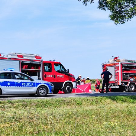 Tragiczny wypadek między Dylewem a Kadzidłem. Zginął motocyklista [WIDEO, ZDJĘCIA]