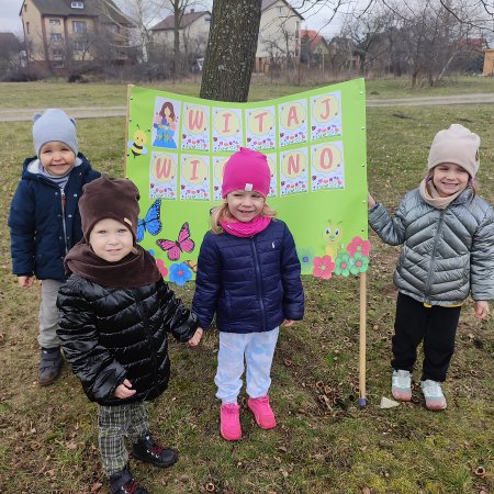 Dzieci z "Bajkowego Przedszkola" śpiewająco powitały wiosnę [ZDJĘCIA]