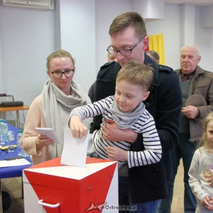 Wybory do Rady Osiedla Dzieci Polskich [ZDJĘCIA]