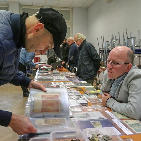 Giełda kolekcjonerska, czyli spotkanie ludzi z pasją [ZDJĘCIA]