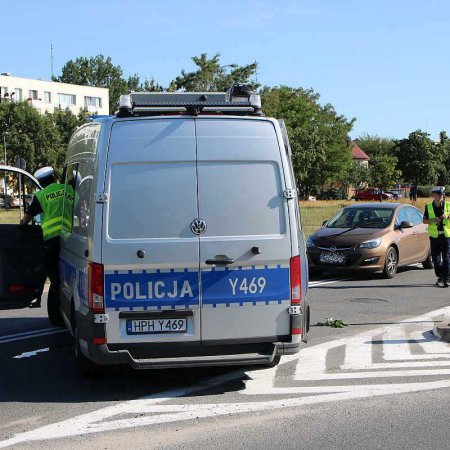 Wypadek na Steyera w Ostrołęce. Do szpitala trafiło 11-letnie dziecko [ZDJĘCIA]