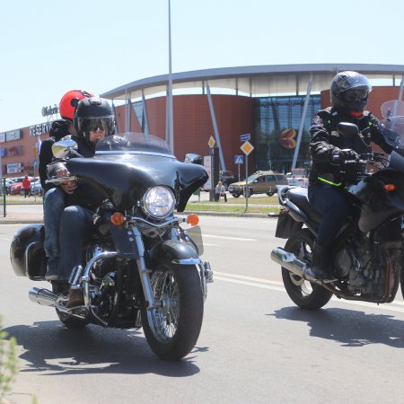 Parada z Motosercem ulicami Ostrołęki i Rzekunia [WIDEO, ZDJĘCIA]