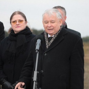 Ta wypowiedź z Ostrołęki to już prawdziwy klasyk. Prezes PiS o... "cenach węglowodanów" [WIDEO]