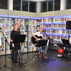 Profilaktyczny koncert w kadzidlańskiej bibliotece [ZDJĘCIA]