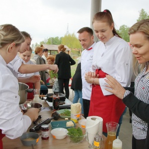 Międzypokoleniowe zmagania kulinarne w Multimedialnym Centrum Natura [WIDEO, ZDJĘCIA]