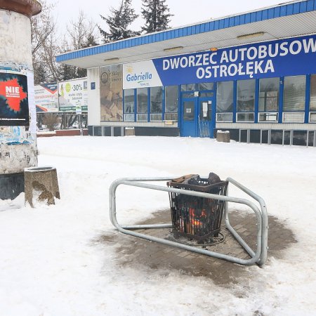 Koksowniki na ulicach Ostrołęki. Urząd Miasta reaguje na mrozy