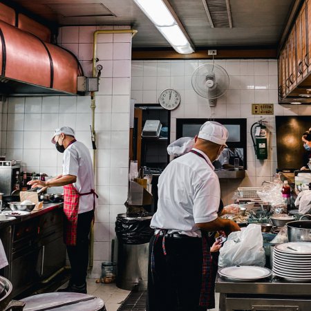 Wyposażenie kuchni gastronomicznej - od czego zacząć?