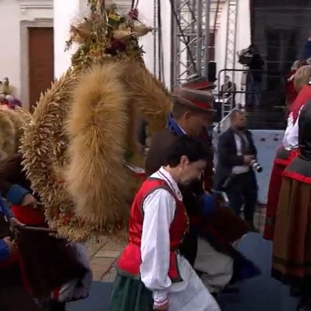 Dożynki Prezydenckie 2022. Łodziska wygrały w Belwederze. Oto najpiękniejszy wieniec [WIDEO]