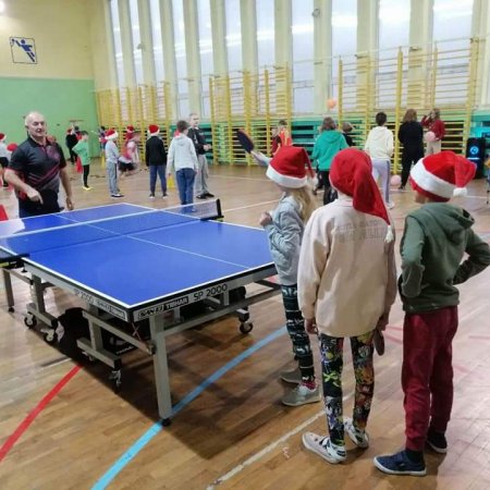 Mikołajki na sportowo z tenisowym mistrzem w “dwójce” [ZDJĘCIA]