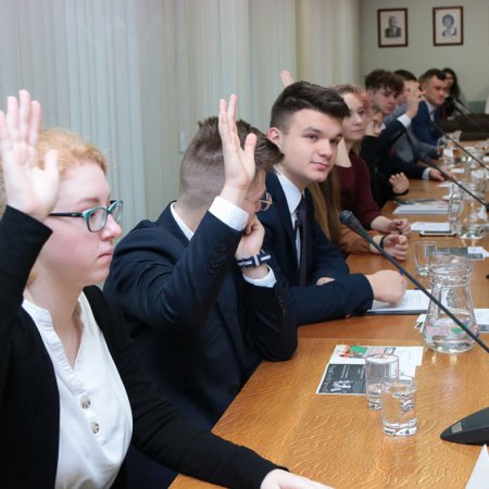 Młodzieżowa Rada Miasta Ostrołęki mówi "nie" podziałowi Mazowsza
