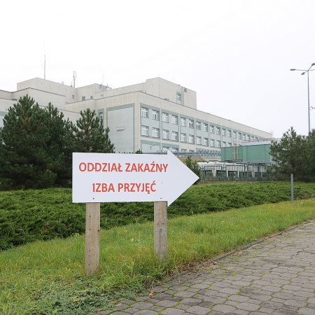 Koronawirus w Ostrołęce. Sprawdzamy najnowszy raport o epidemii