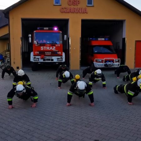 #GaszynChallenge: W akcji strażacy OSP Czarnia. Zobacz WIDEO