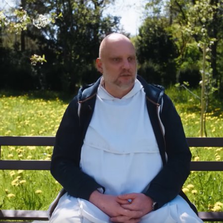 Dominikanin o. Adam Szustak odwiedzi Ostrołękę. Modlitwa i konferencja