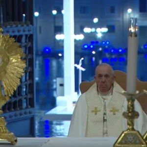 Modlitwa papieża Franciszka o ustanie epidemii. "Wzywasz nas, byśmy wykorzystali ten czas próby, jako czas wyboru"