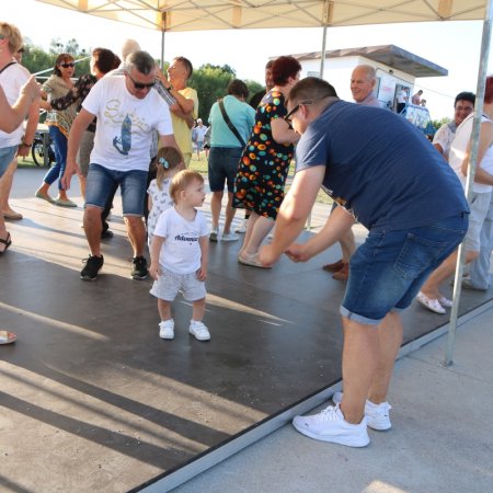 Wakacyjna potańcówka na plaży miejskiej [WIDEO, ZDJĘCIA]