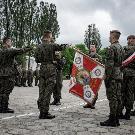 16 świeżo upieczonych terytorialsów już po przysiędze [ZDJĘCIA]