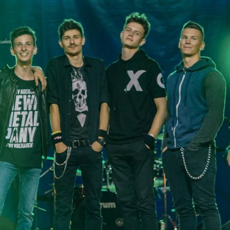 Strefa 51 prezentuje utwór z pierwszej płyty - "Niepotrzebne" [WIDEO]