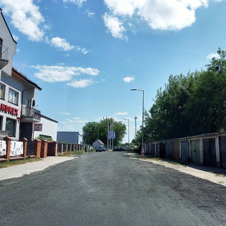 Destruktem z remontowanych ulic utwardzili 20 innych ulic w Ostrołęce [ZDJĘCIA]