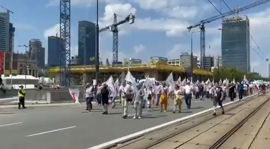 Protest związkowców w Warszawie, fot. twitter @Telewizja Republika
