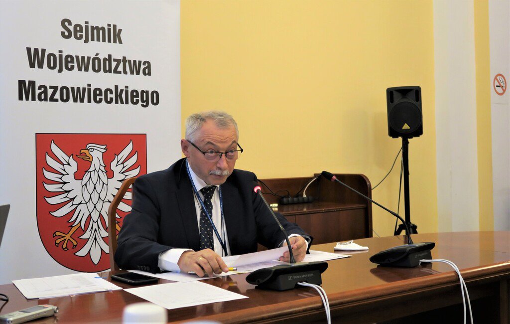 Obrady prowadził przewodniczący komisji edukacji Krzysztof Skolimowski, fot. arch. UMWM